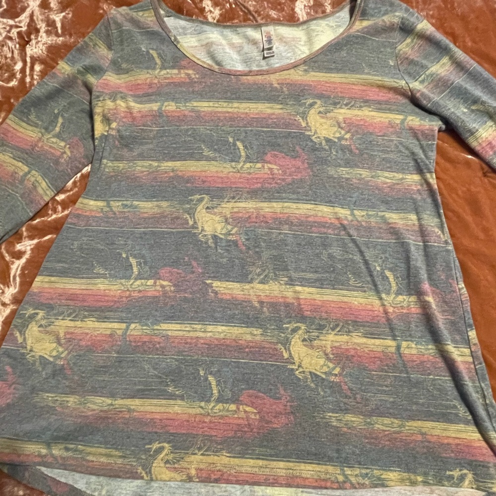 Lularoe long sleeve top. Dragon print 🐉